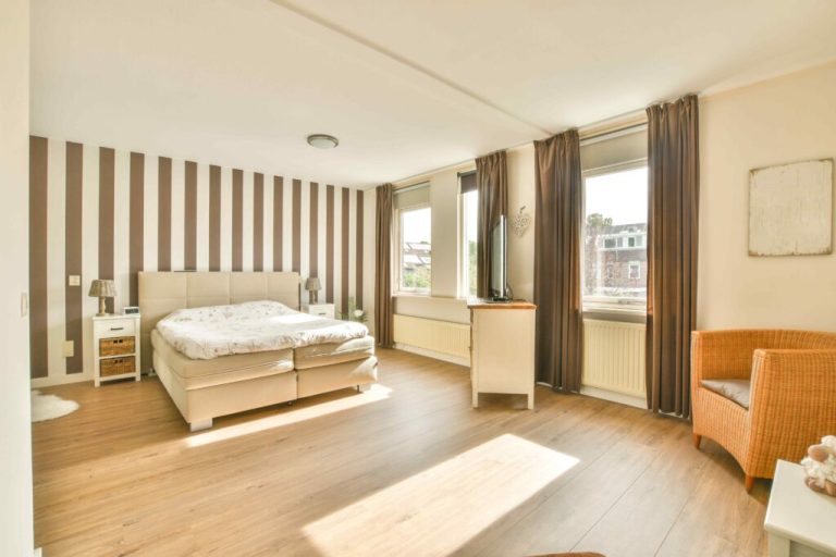 Houses for a comfortable life