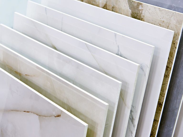 Porcelain stoneware tables: everything you need to know